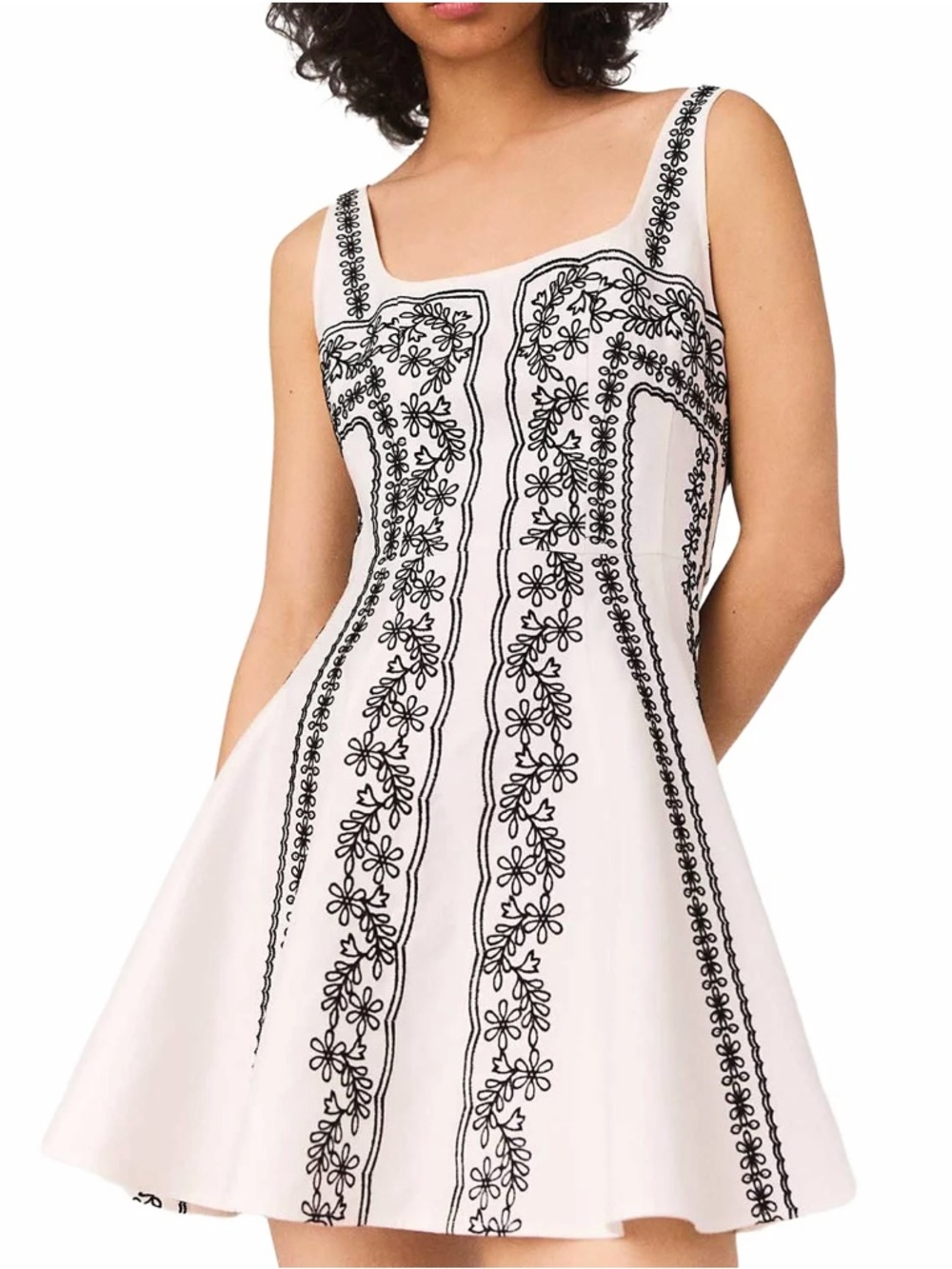 Rilinette Short Embroidered Dress